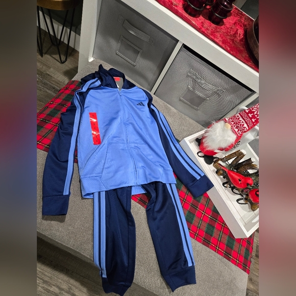 Adidas Blue and‎ Navy Tracksuit - Picture 3 of 3